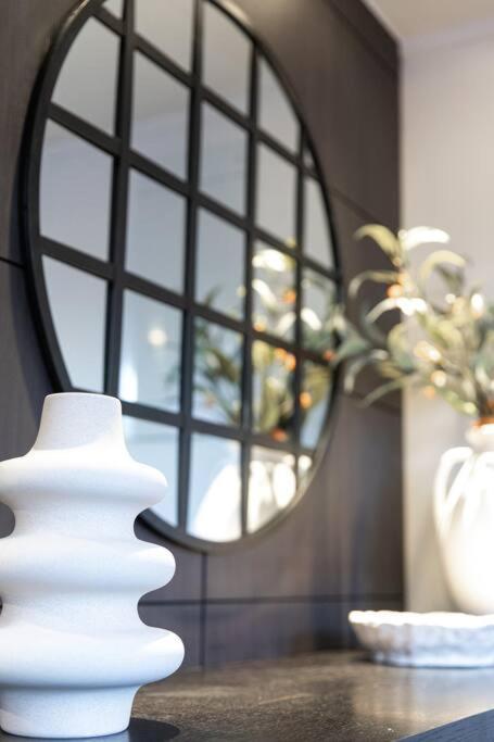 True New York Style Newmarket Loft Apartment 오클랜드 외부 사진